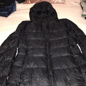 Uniqlo Jackets & Coats - Uniqlo women’s ultra light down hooded coat Uniqlo Jackets & Coats - Uniqlo women’s ultra light down hooded coat